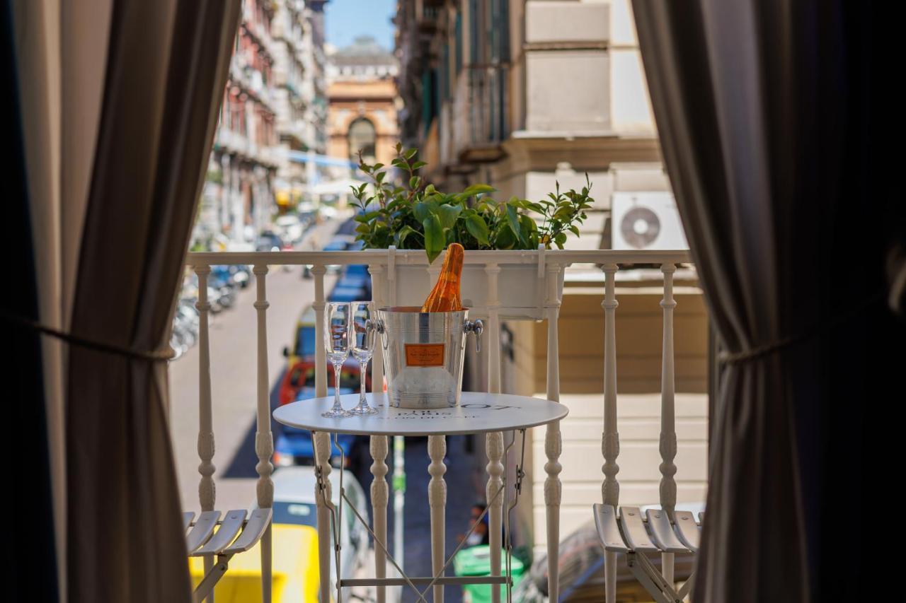 Bellini Inn Primo Piano Naples Extérieur photo